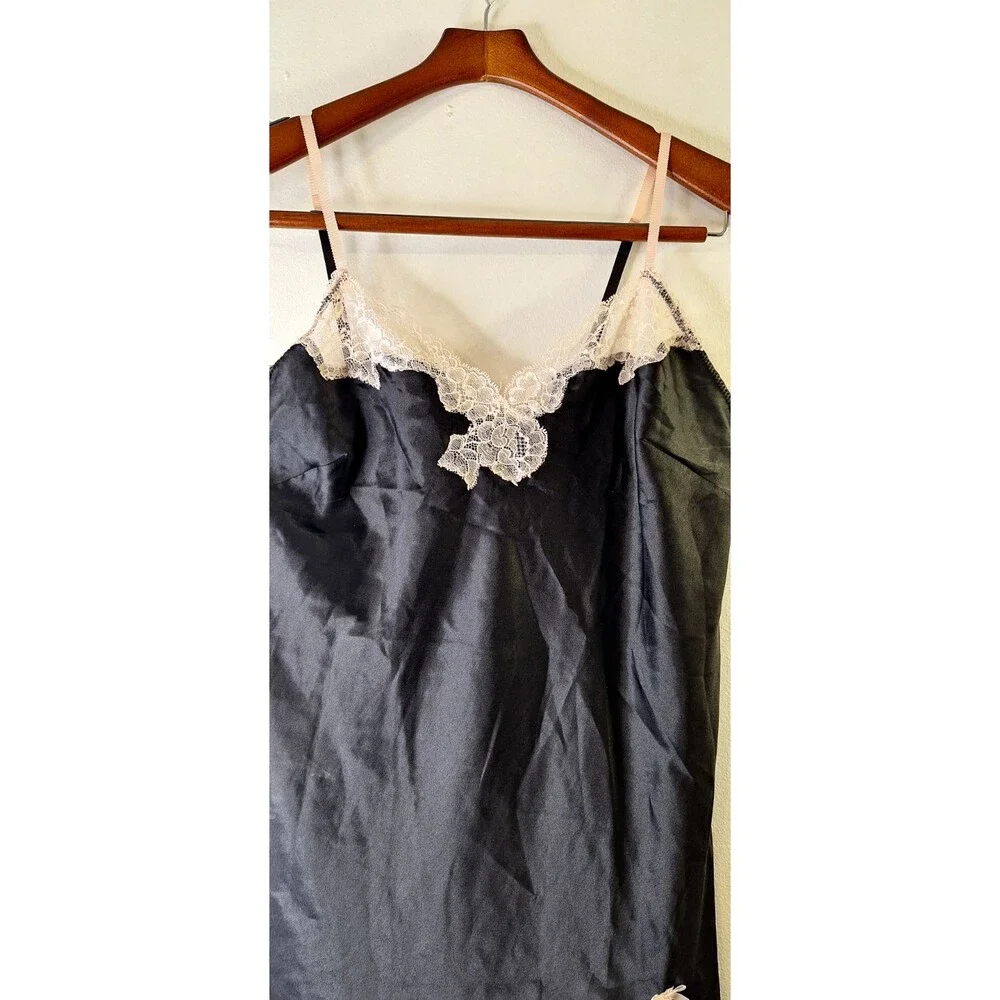 VICTORIA'S SECRET Black Satin Lace Chemise Sz L Dark Romantic Fairy Grunge - Picture 5 of 10